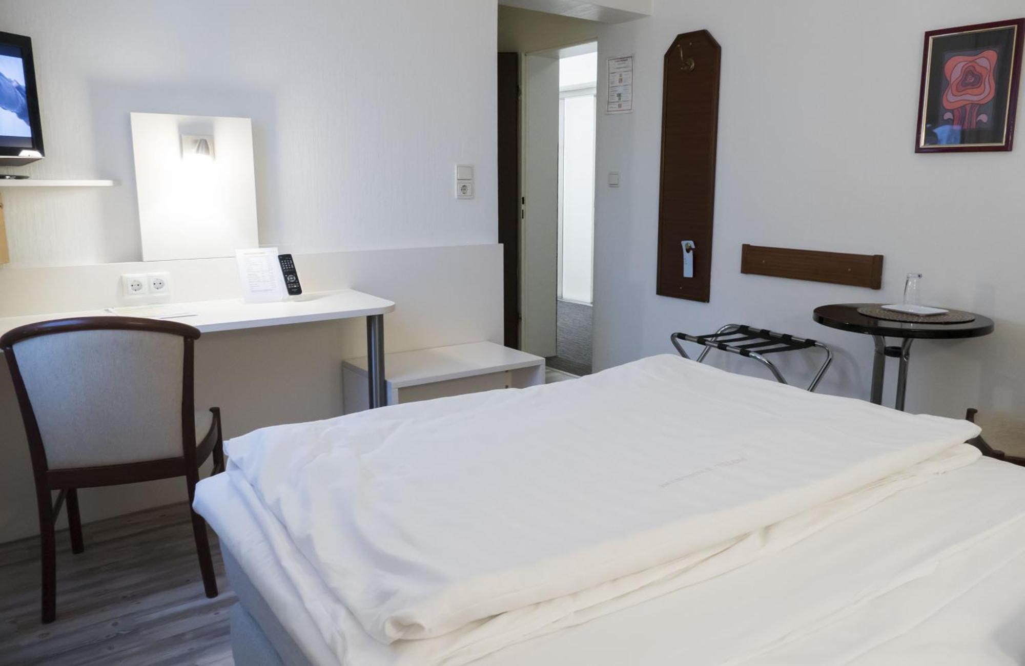 Hotel Excelsior Kassel Pokoj fotografie