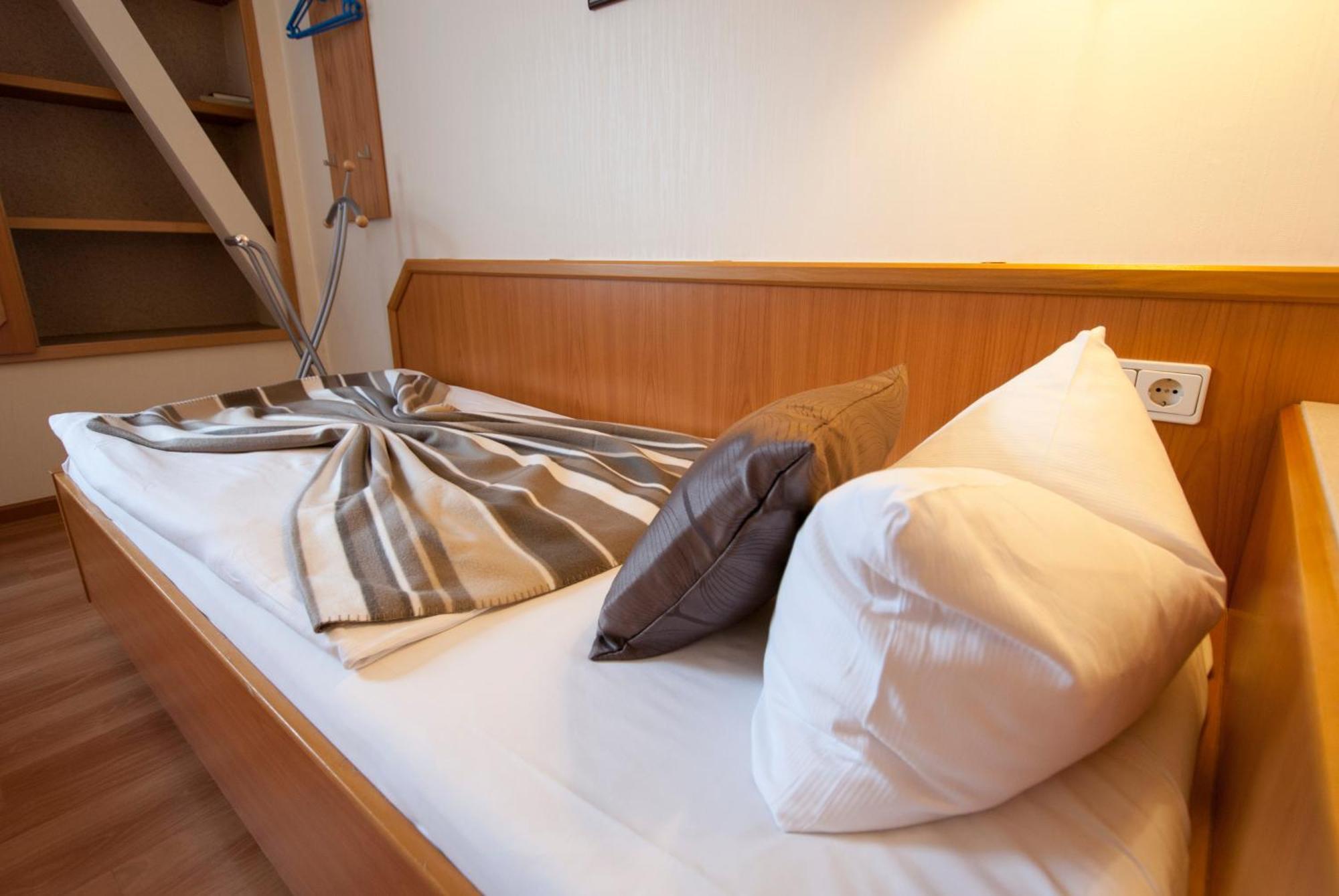 Hotel Excelsior Kassel Pokoj fotografie